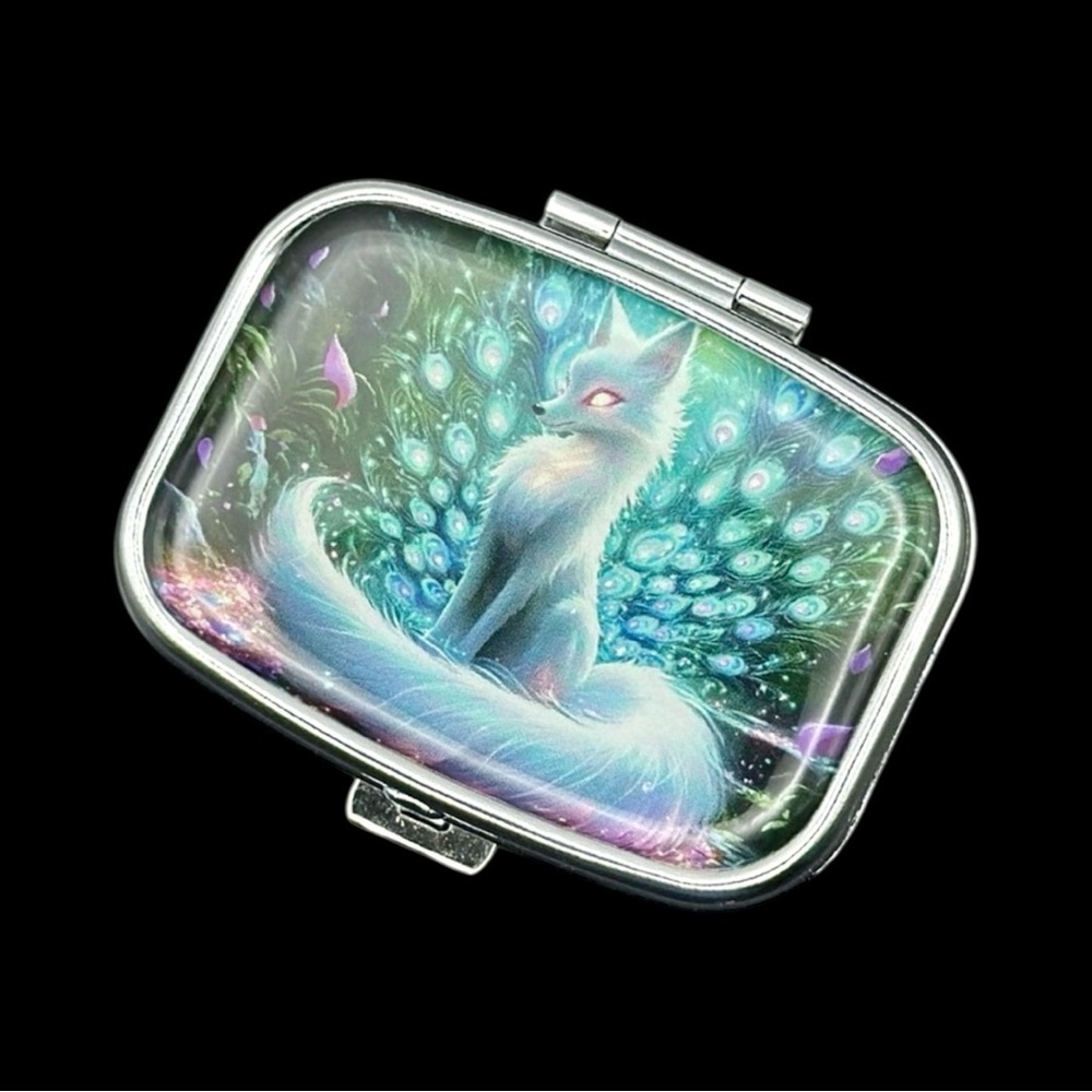 PRICE IS FIRM - White Fox Multi-Use Mirrored Pill Box Container